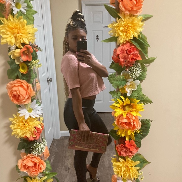 Pink Forever 21 crop top - Picture 5 of 5